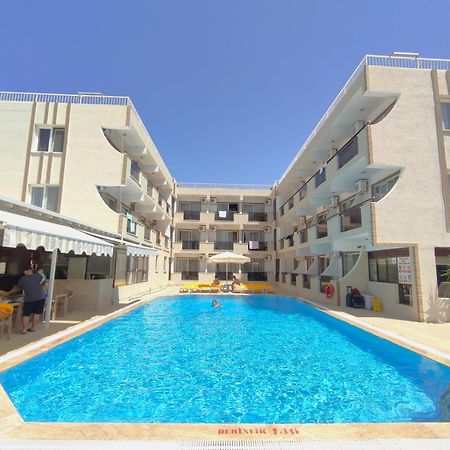 Mulka Hotel ไอวาลิค ภายนอก รูปภาพ