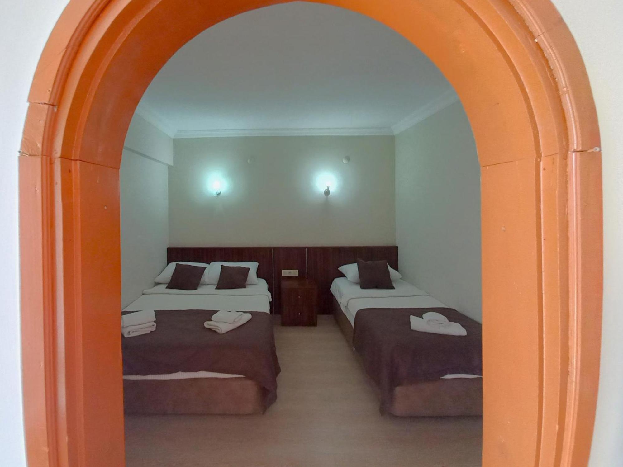 Mulka Hotel ไอวาลิค ห้อง รูปภาพ